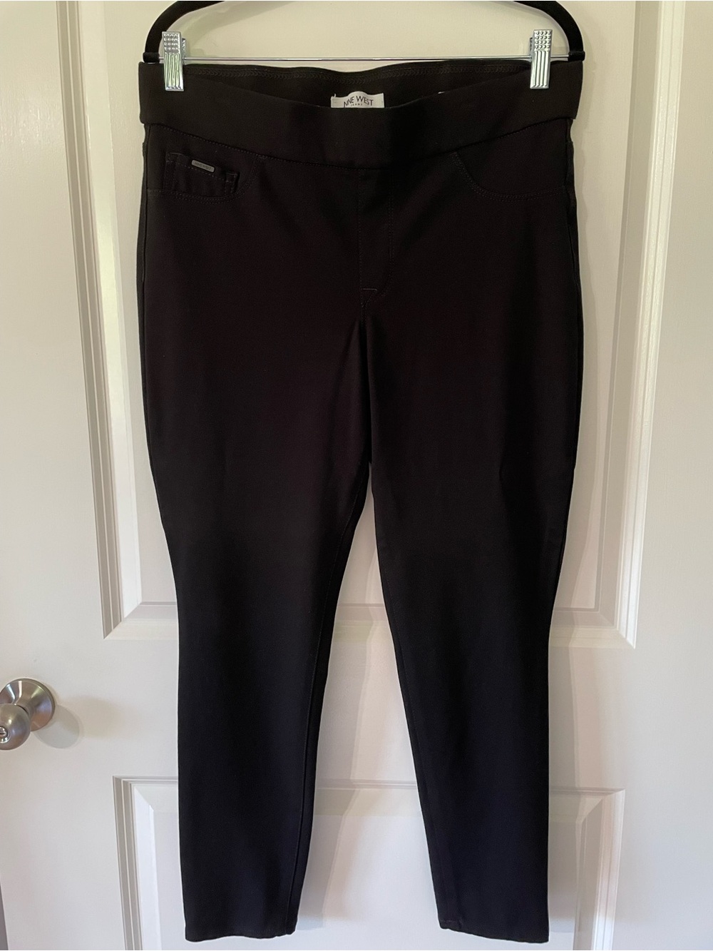 Nine West Black Women's Skinny Jeans - Sleek Stretch Fit